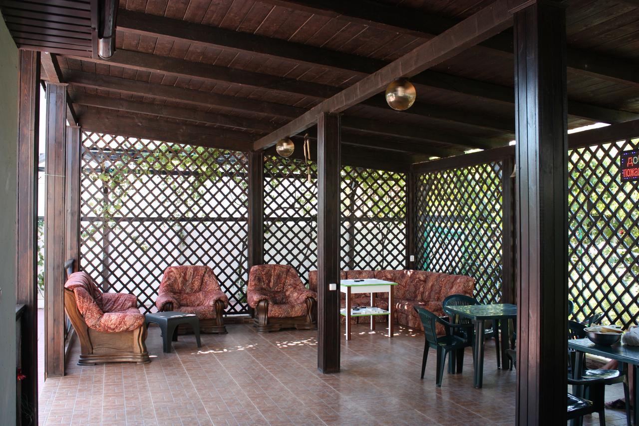Akvitaniya Mini-Hotel زاتوكا المظهر الخارجي الصورة
