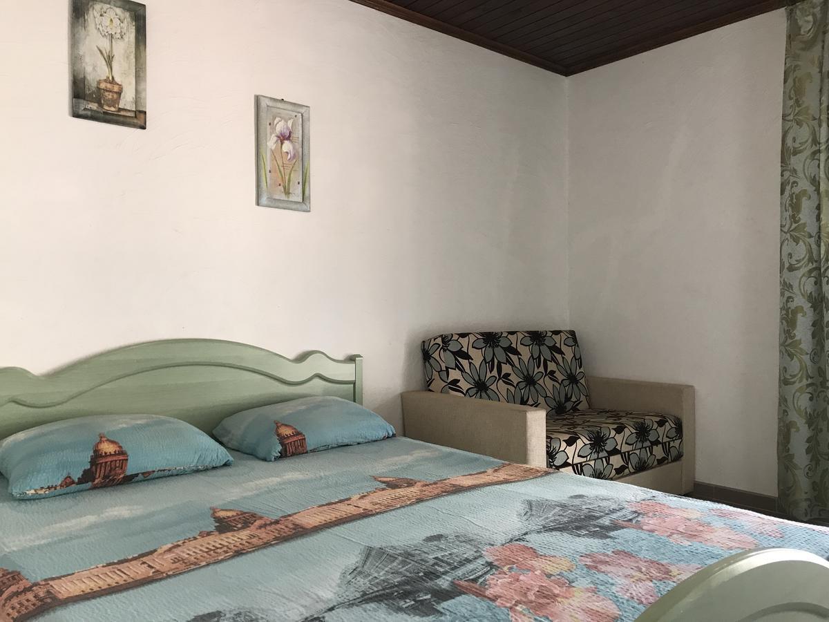 Akvitaniya Mini-Hotel زاتوكا المظهر الخارجي الصورة