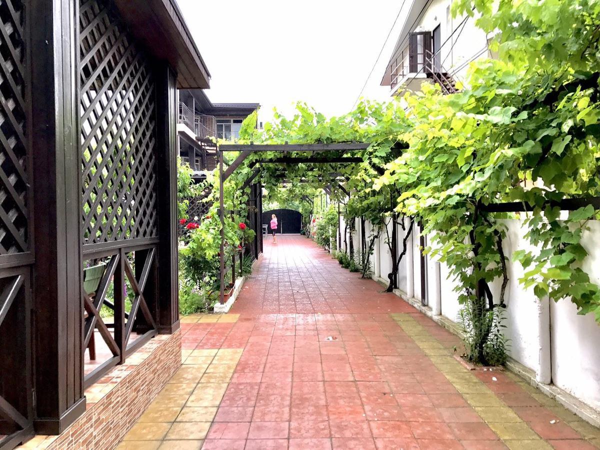 Akvitaniya Mini-Hotel زاتوكا المظهر الخارجي الصورة