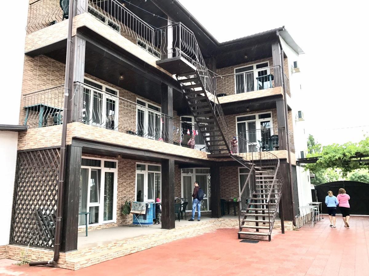 Akvitaniya Mini-Hotel زاتوكا المظهر الخارجي الصورة